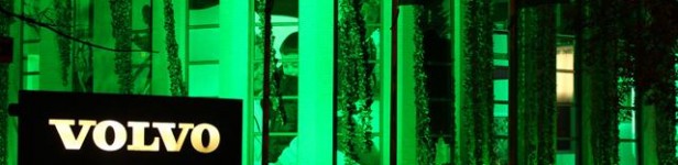 Salon dealerski zamieniony w&nbsp;ogród botaniczny, koncepcyjne elektryczne Volvo, ekskluzywny koncert Andrzeja Smolika oraz pokaz pirotechniczny – to tylko niektóre z&nbsp;atrakcji, które czekały na gości wczorajszej gali z&nbsp;okazji 10-lecia autoryzowanego dealera...