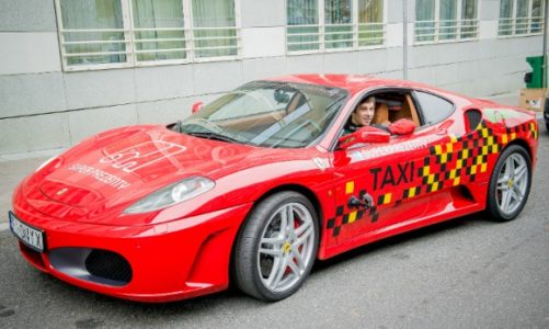 Ostatni kurs taksówki Ferrari