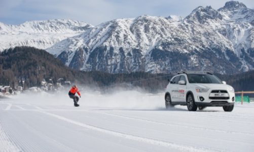 Najszybszy snowboardzista w Wielkiej Brytanii i Mitsubishi ASX biją rekord świat