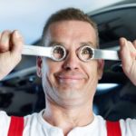 Majówka pozbawiona niespodzianek – przygotuj swoje auto na wyjazd