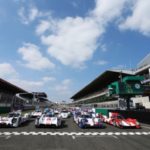 Brad Pitt da sygnał do startu na 24-godzinnym wyścigu w Le Mans