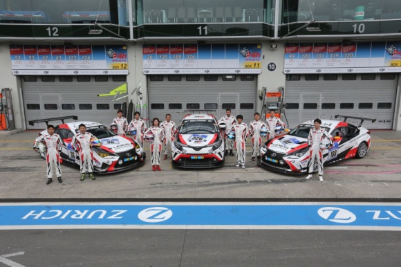 Świetne wyniki Toyoty C-HR Racing i Lexusa RC F w 24-godzinnym wyścigu Nürburgri