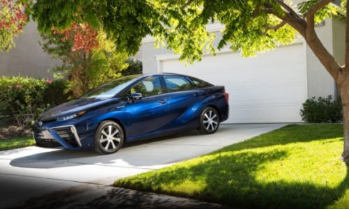 Jak wygląda codzienność z wodorową Toyotą Mirai?