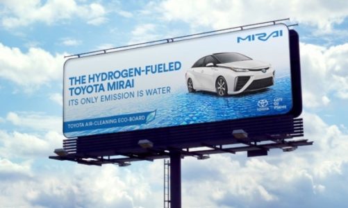 Reklamy Toyoty Mirai walczą ze smogiem