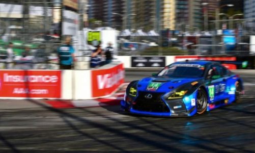 Usiądź obok kierowcy Lexusa RC F GT3 na torze w Long Beach