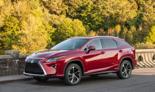 Lexus znów podwójnym zwycięzcą rankingu Kelley Blue Book