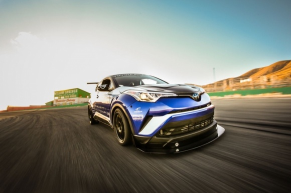 600-konna Toyota C-HR na SEMA 2017