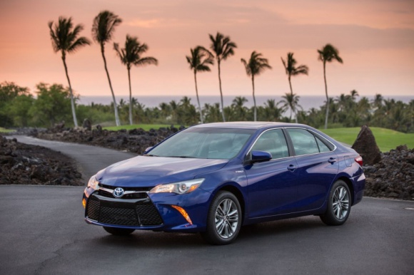 Toyota Camry – historia innowacji