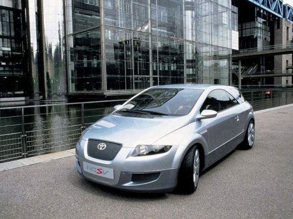 Toyota NCSV – niezwykłe kombi w stylu coupe