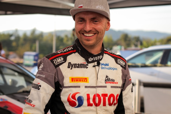 Kajetanowicz wygrywa wszystkie odcinki w WRC2!
