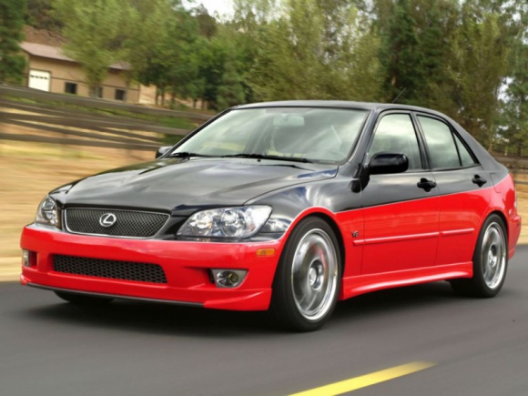 Lexus IS 430 – prekursor serii F