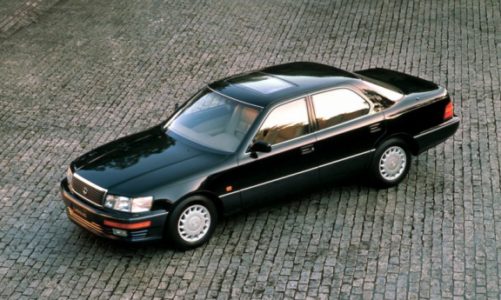 30 lat Lexusa LS – nieustanny pościg za doskonałością