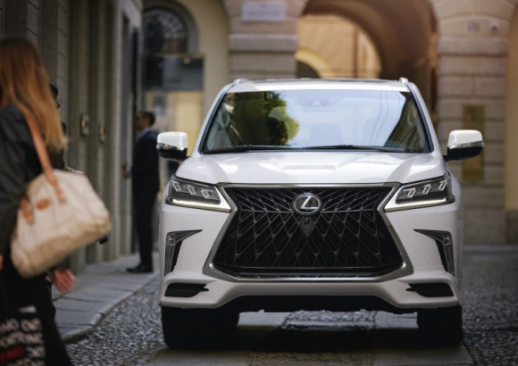 Nowy Lexus LX spodziewany w 2021 roku
