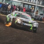 Ponad 800-konnym autem do driftu na szutrze. Paweł Trela na mecie Rajdu Barbórka