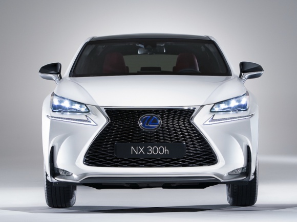 Nowy Lexus NX za półtora roku?