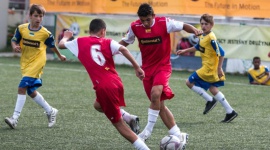 Mistrzostwa Świata Dzieci z Domów Dziecka już w ten weekend LIFESTYLE, Motoryzacja - Już w najbliższy weekend, 13-14 czerwca na stadionie Miejskim Legii w Warszawie, zostaną rozegrane III Mistrzostwa Świata Dzieci z Domów Dziecka w Piłce Nożnej. Głównym sponsorem wydarzenia, nieprzerwanie od trzech lat, jest Continental.