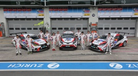 Świetne wyniki Toyoty C-HR Racing i Lexusa RC F w 24-godzinnym wyścigu Nürburgri LIFESTYLE, Motoryzacja - Zespół Toyota Gazoo Racing ukończył 24-godzinny wyścig Nürburgring 2016 z kolejnymi sukcesami na koncie.