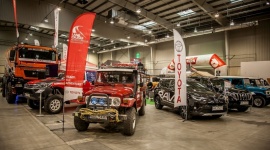 Największe w Polsce targi 4x4 – Polacy nadal lubią duże samochody LIFESTYLE, Motoryzacja - W miniony weekend odbyły się największe w Polsce targi pojazdów terenowych i uterenowionych. Miłośnicy tego typu samochodów mogli nie tylko zapoznać się z ofertą rynkową, ale również z szeroką gamą akcesoriów.