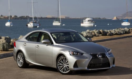 Nowy Lexus IS posłucha głosu kierowcy