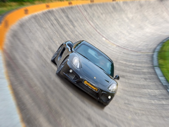 Wakacyjne wyjazdy ze zwycięzcami LIFESTYLE, Motoryzacja - Przed nami wakacje – dla większości Polaków czas na dłuższe lub krótsze podróże samochodem. Aby bezpiecznie i komfortowo dojechać do celu warto nie tylko sprawdzić stan techniczny pojazdu, ale także wybrać odpowiednie opony.