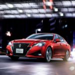 Nowa limuzyna Toyoty testowana na torze Nürburgring