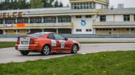 Inter Cars Classicauto Cup 2017 wraca do Kielc LIFESTYLE, Motoryzacja - Wraz z nadejściem końca wakacji wraca rywalizacja w ramach Inter Cars Classicauto Cup. Już 9 września zawodnicy znowu zawitają na Torze Kielce w Miedzianej Górze, by zmierzyć się ze sobą w czasie 4. rundy pucharu.