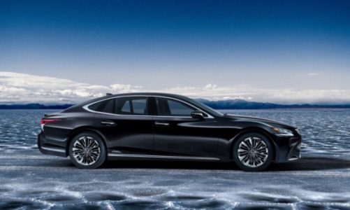 Komfort w luksusowych limuzynach – co oferują marki premium?