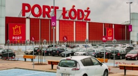 Naładuj samochód w Porcie Łódź LIFESTYLE, Motoryzacja - Właściciele elektrycznych aut chętnie korzystają ze stacji ładowania samochodów, które coraz liczniej pojawiają się w najdogodniejszych punktach polskich miast.