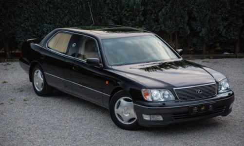 Lexus LS 400 – wyjątkowa historia wyjątkowo długiej limuzyny