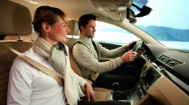 Prawda czy mit? Czy w zimie lepiej wyłączać klimatyzację? LIFESTYLE, Motoryzacja - Zimowe opony, płyn do spryskiwaczy odporny na niskie temperatury, skrobaczka czy sezonowy przegląd mechaniczny - większość świadomych kierowców w jednym palcu ma listę rzeczy do zrobienia przy swoim samochodzie przed nadejściem pierwszych mrozów.