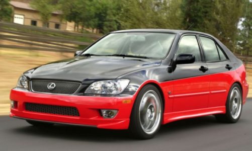 Lexus IS 430 – prekursor serii F