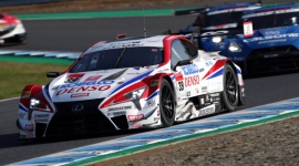 Kovalainen jak Kubica, Raikkonen i Bottas. LIFESTYLE, Motoryzacja - “Pomiędzy wyścigami SuperGT mamy trochę czasu i wtedy chcę pojeździć w rajdach, bo dają mi mnóstwo frajdy, więcej niż inne sporty motorowe” - mówi Heikki Kovalainen, były kierowca F1, obecnie zawodnik Lexusa w serii SuperGT.