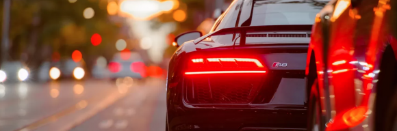 Jesienią niebezpiecznie na drogach. Kierowco, czy masz odpowiednie ubezpieczenia